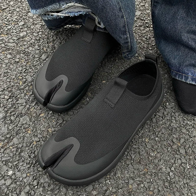 PDMCMS Fashion Lovers Shoes Japanese Style Splitting Toes Casual Shoes High End Soft Sneakers Designer Shoes