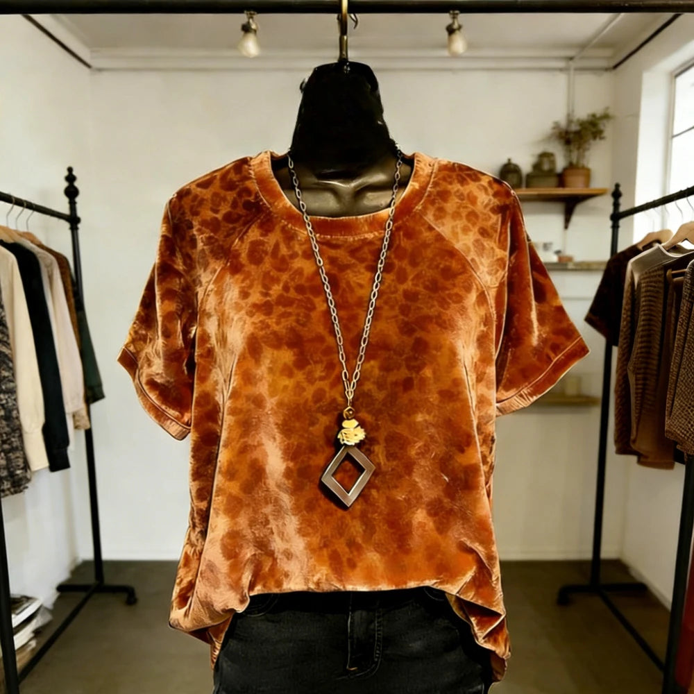 Women Fashion T-Shirts Soft Feel Short Sleeve Tops Trendy Gradient Color Animal Print Blouse for Casual Streetwear Loose Fit