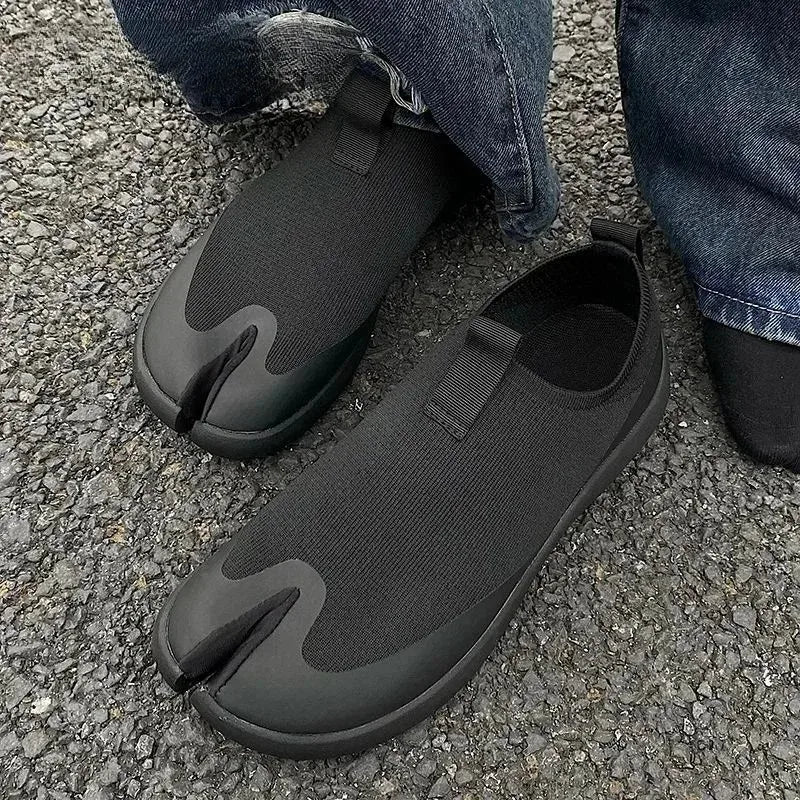 PDMCMS Fashion Lovers Shoes Japanese Style Splitting Toes Casual Shoes High End Soft Sneakers Designer Shoes
