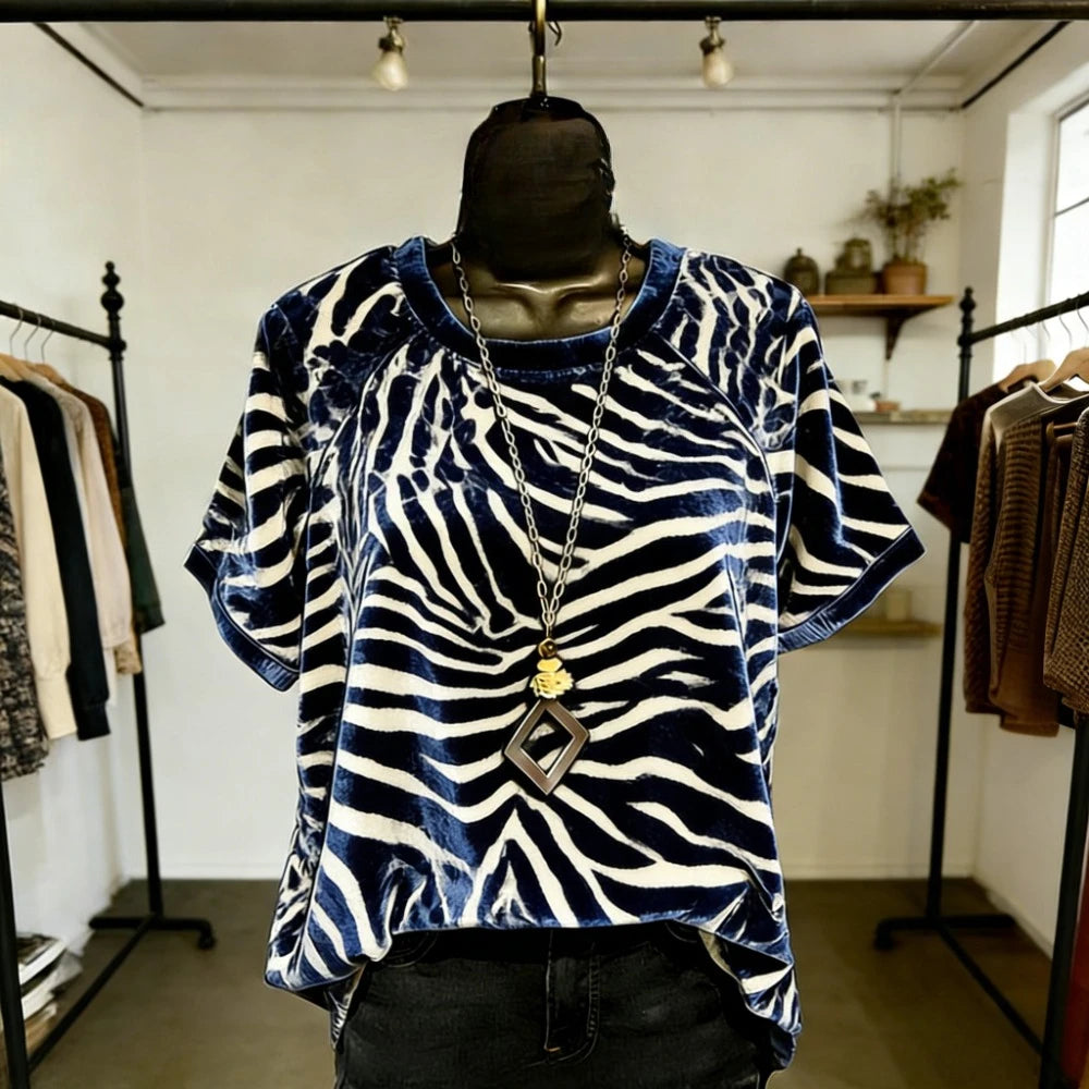 Women Fashion T-Shirts Soft Feel Short Sleeve Tops Trendy Gradient Color Animal Print Blouse for Casual Streetwear Loose Fit